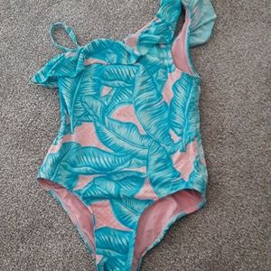 Vineyard vines banana leaf off the shoulder bathing suit